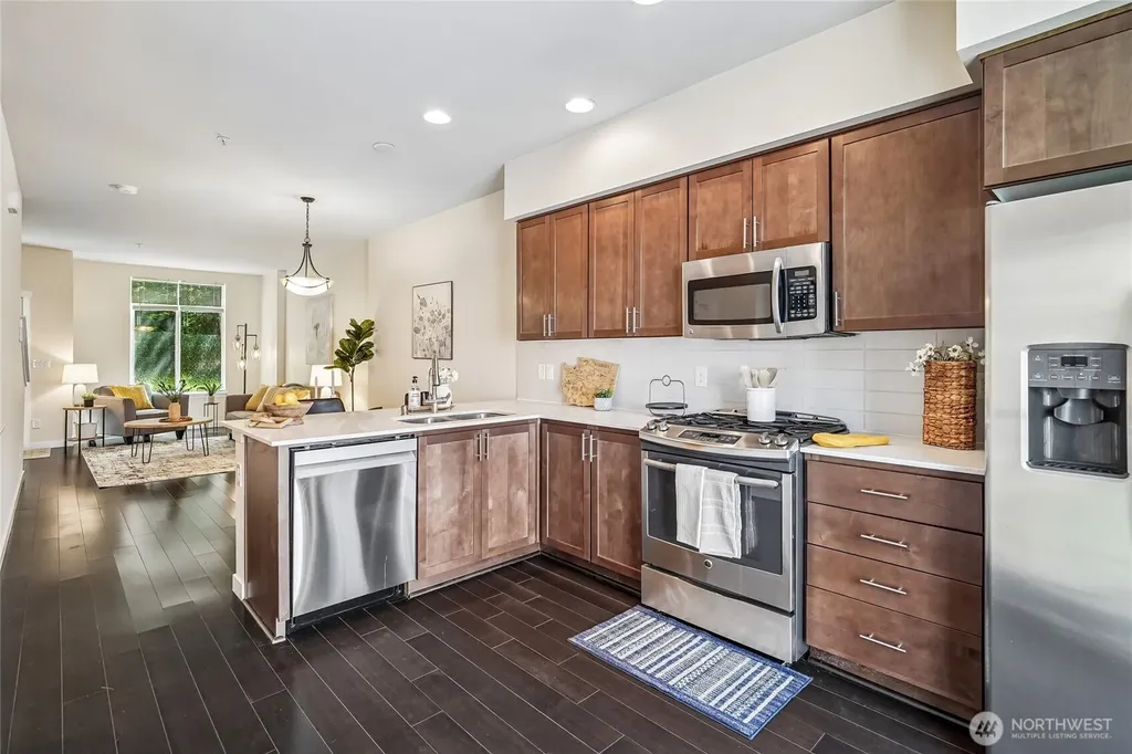 2107 NW Moraine Place Issaquah WA 98027