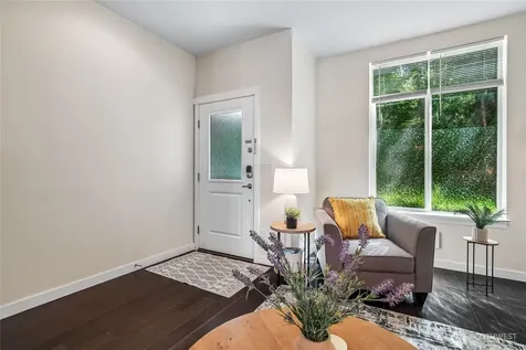 2107 NW Moraine Place Issaquah WA 98027