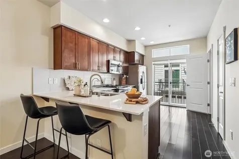 2107 NW Moraine Place Issaquah WA 98027
