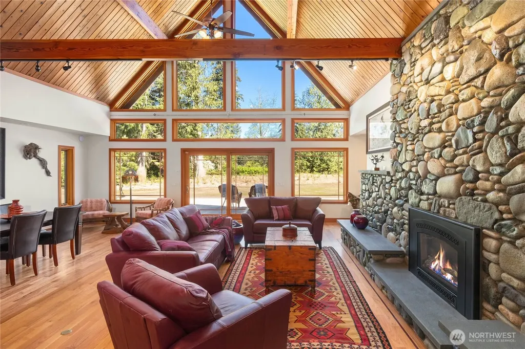 21733 Entsminger Road NE Arlington WA 98223