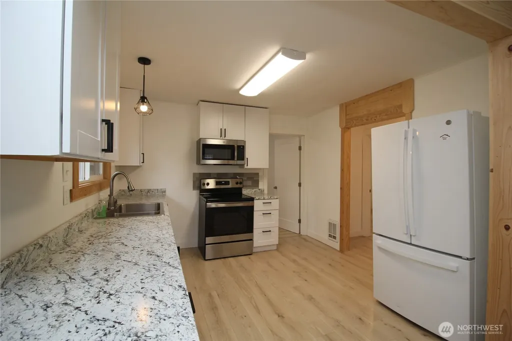 10341 SW 184th Avenue Rochester WA 98579