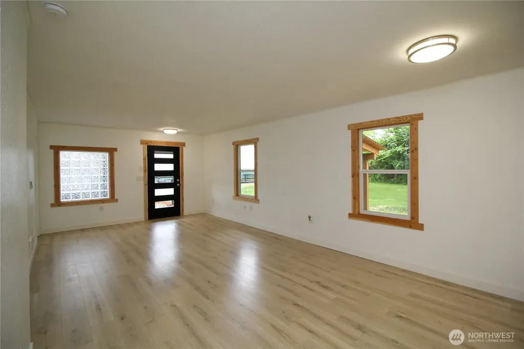 10341 SW 184th Avenue Rochester WA 98579