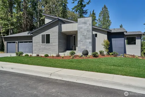 17603 142nd Avenue E Puyallup WA 98374