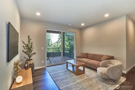 17603 142nd Avenue E Puyallup WA 98374