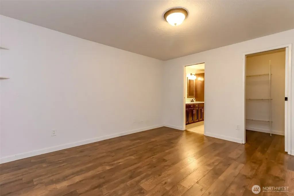 28803 184th Place SE Kent WA 98042