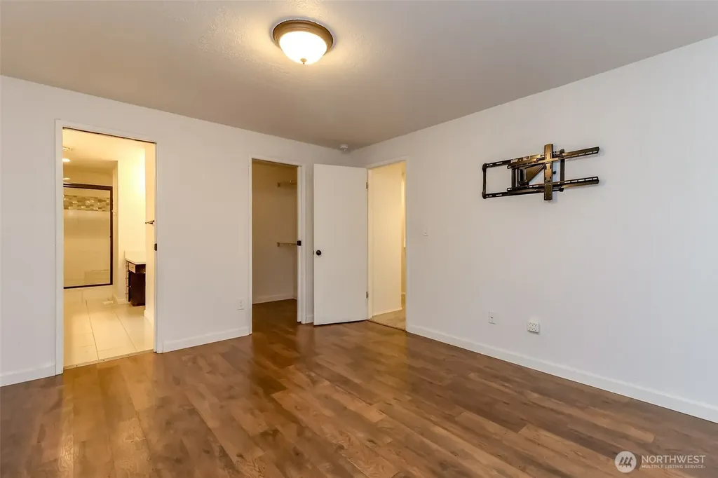 28803 184th Place SE Kent WA 98042