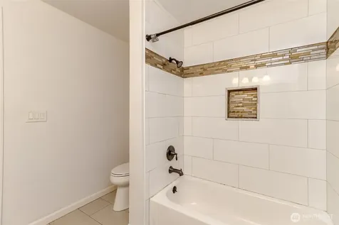 28803 184th Place SE Kent WA 98042