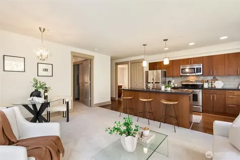 4547 8th Avenue NE Seattle WA 98105