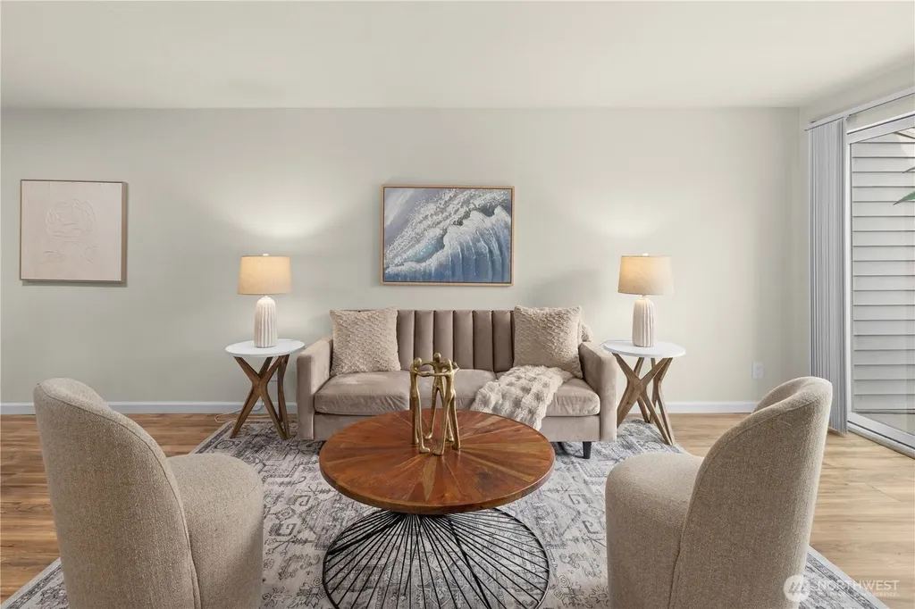 12740 NE 10th Place Bellevue WA 98005