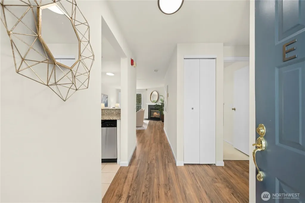 12740 NE 10th Place Bellevue WA 98005