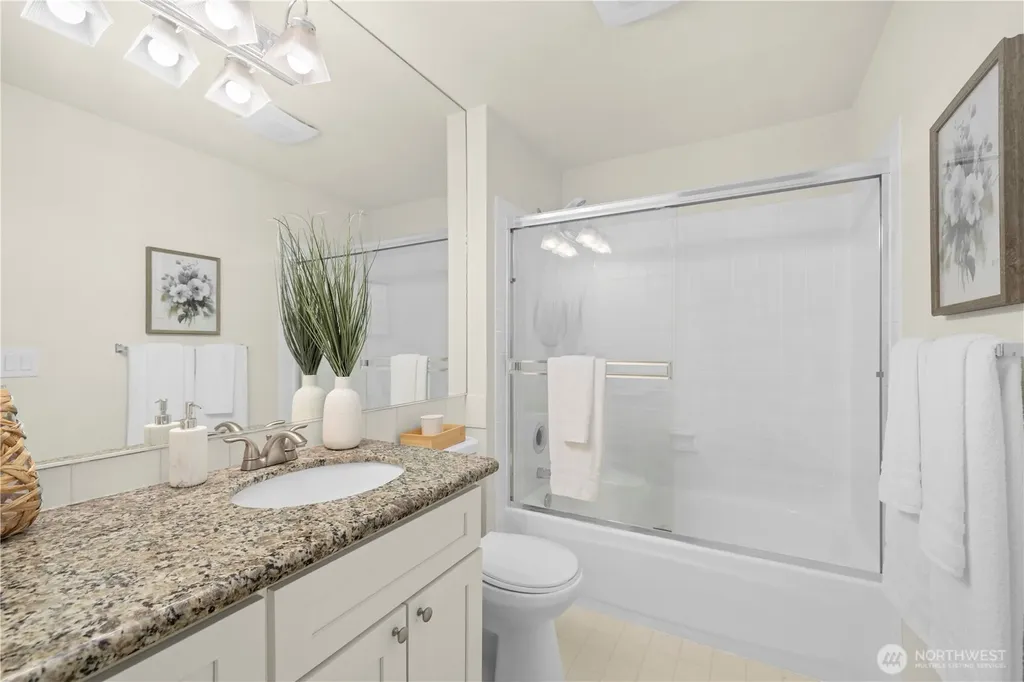 12740 NE 10th Place Bellevue WA 98005