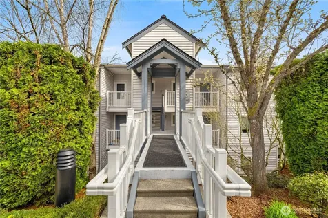 12740 NE 10th Place Bellevue WA 98005