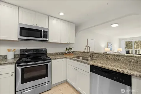 12740 NE 10th Place Bellevue WA 98005