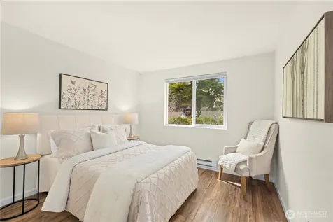 12740 NE 10th Place Bellevue WA 98005
