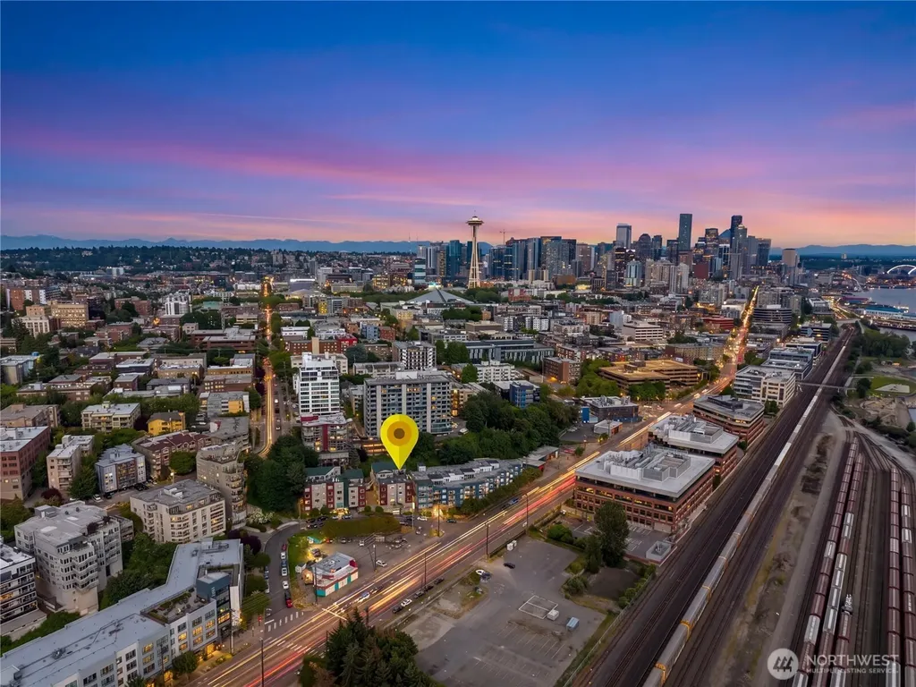 524 6th Avenue W Seattle WA 98119
