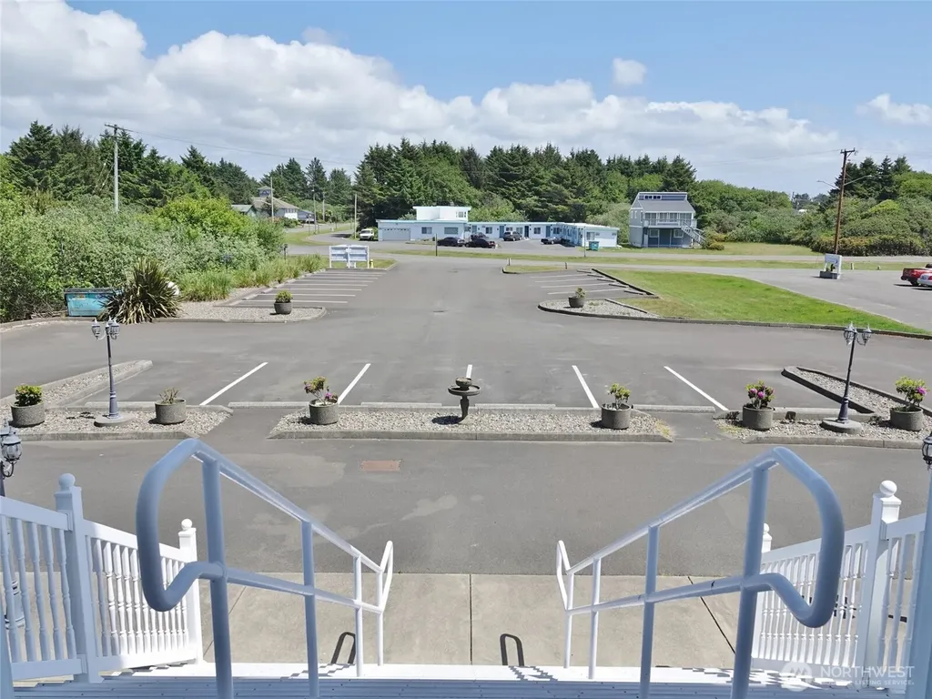 855 Ocean Shores Boulevard NW Ocean Shores WA 98569
