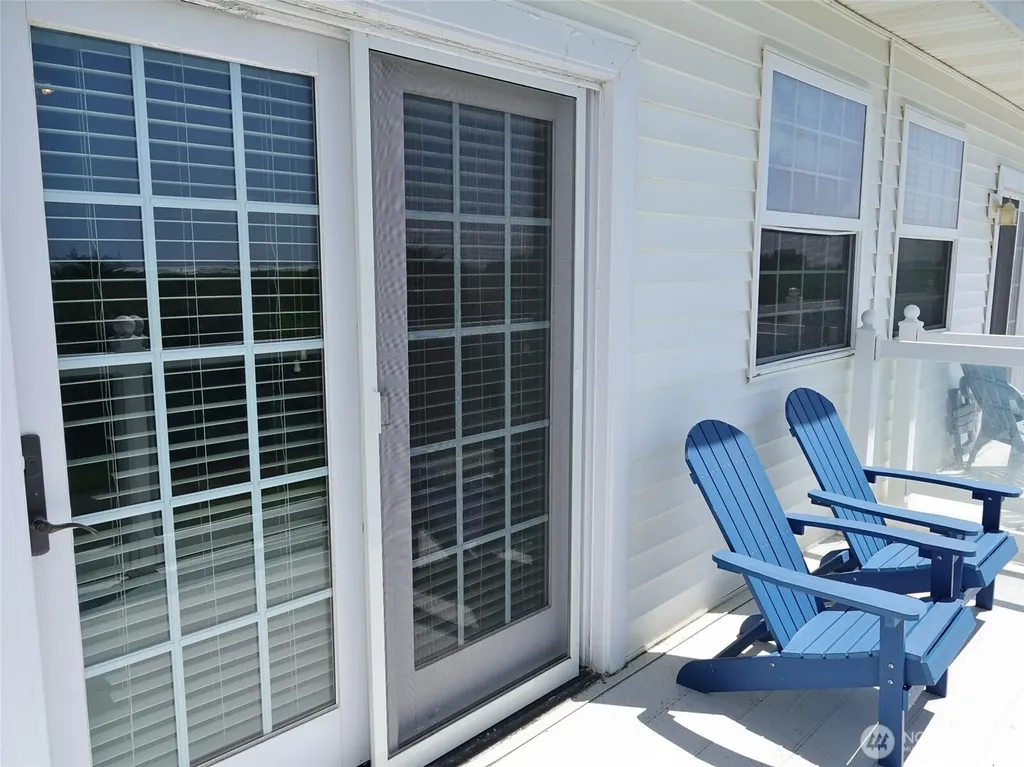 855 Ocean Shores Boulevard NW Ocean Shores WA 98569