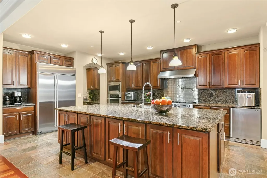 18634 92nd Avenue NE Bothell WA 98011