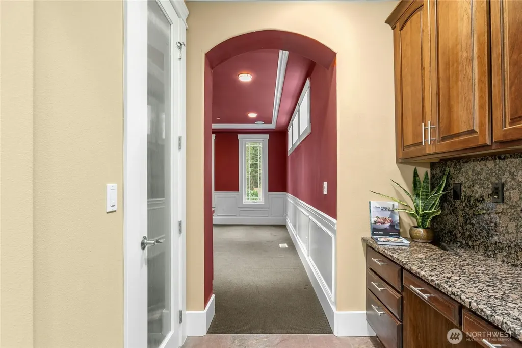 18634 92nd Avenue NE Bothell WA 98011