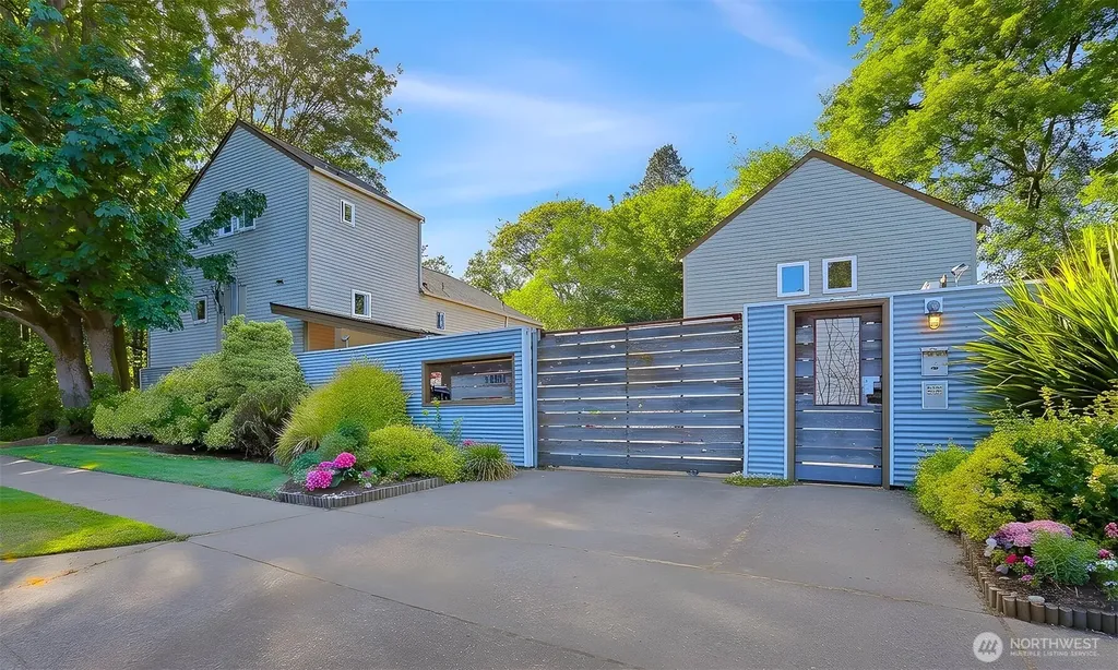 3406 W Government Way Seattle WA 98199
