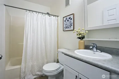 3406 W Government Way Seattle WA 98199