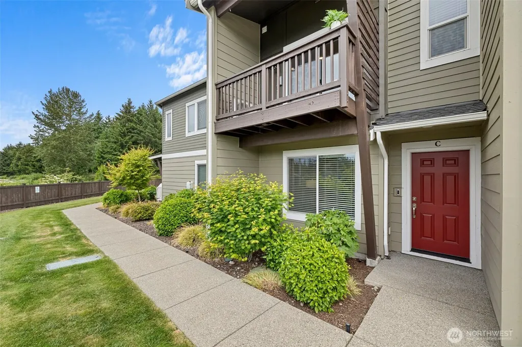 17541 110th Avenue E Puyallup WA 98374