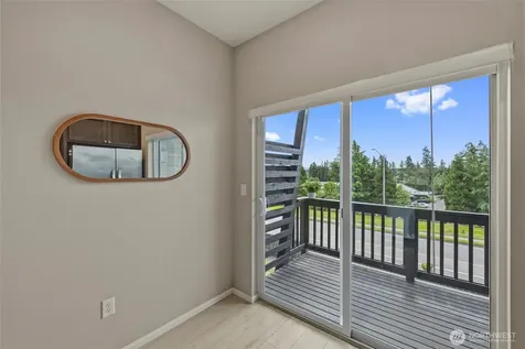17541 110th Avenue E Puyallup WA 98374