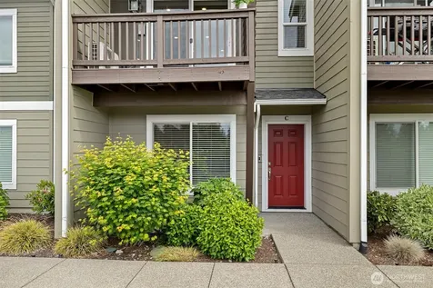 17541 110th Avenue E Puyallup WA 98374