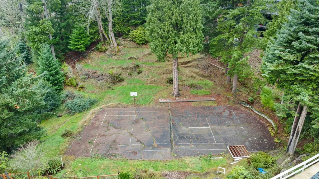 6420 NE 129th Place Kirkland WA 98034