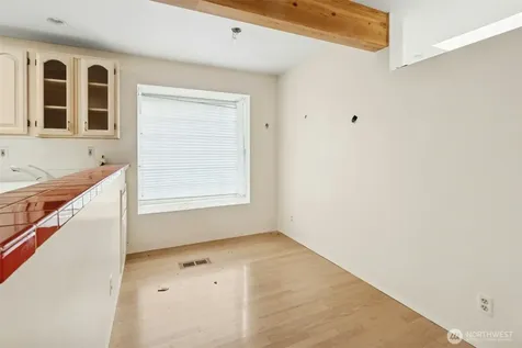 6420 NE 129th Place Kirkland WA 98034