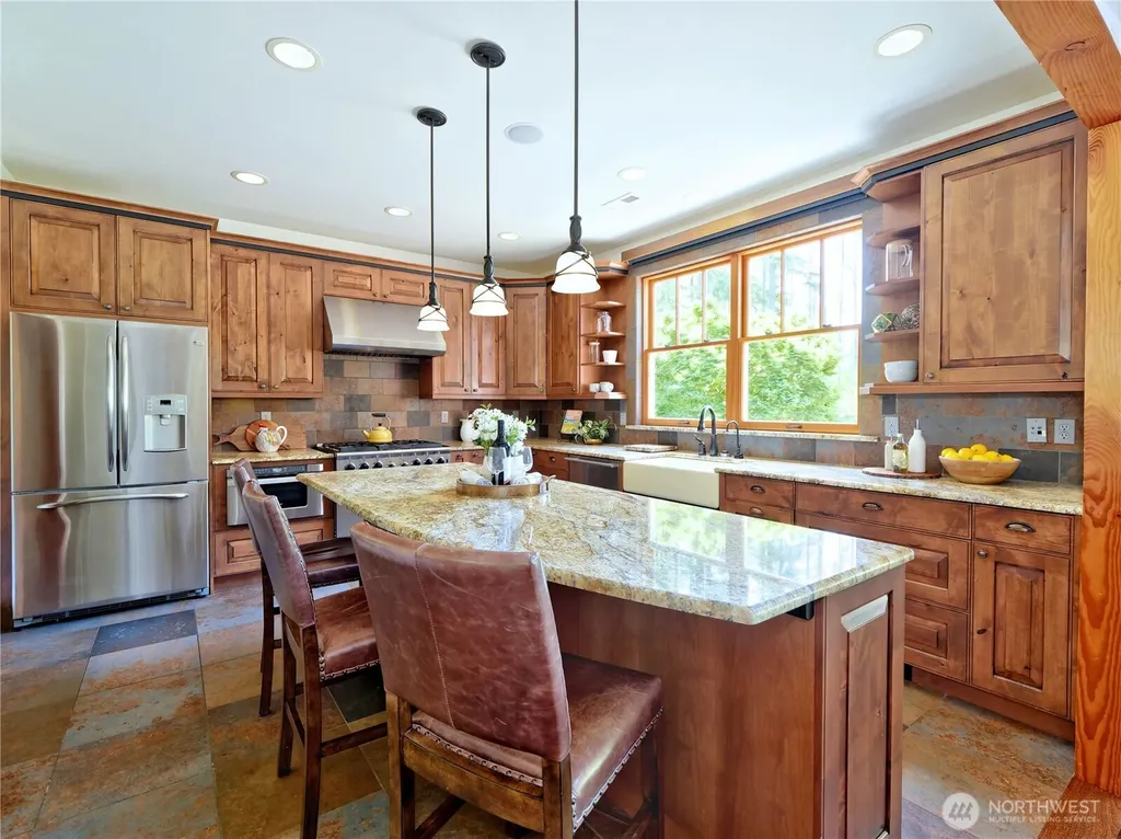 16931 Cedar Grove Rd. SE Maple Valley WA 98038