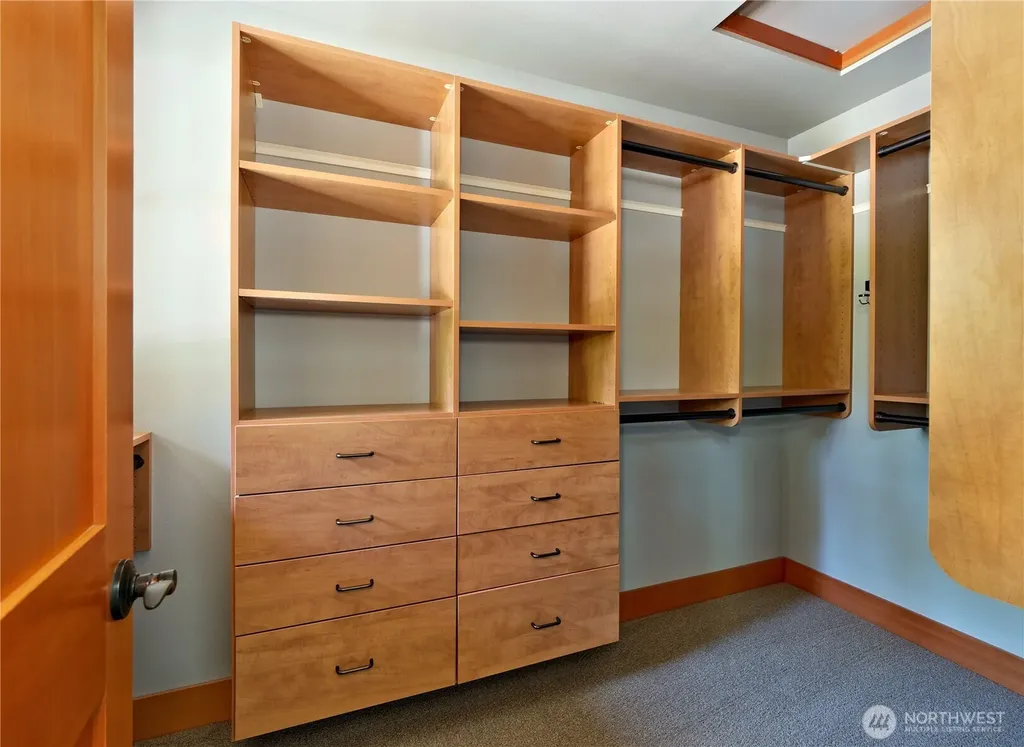 16931 Cedar Grove Rd. SE Maple Valley WA 98038