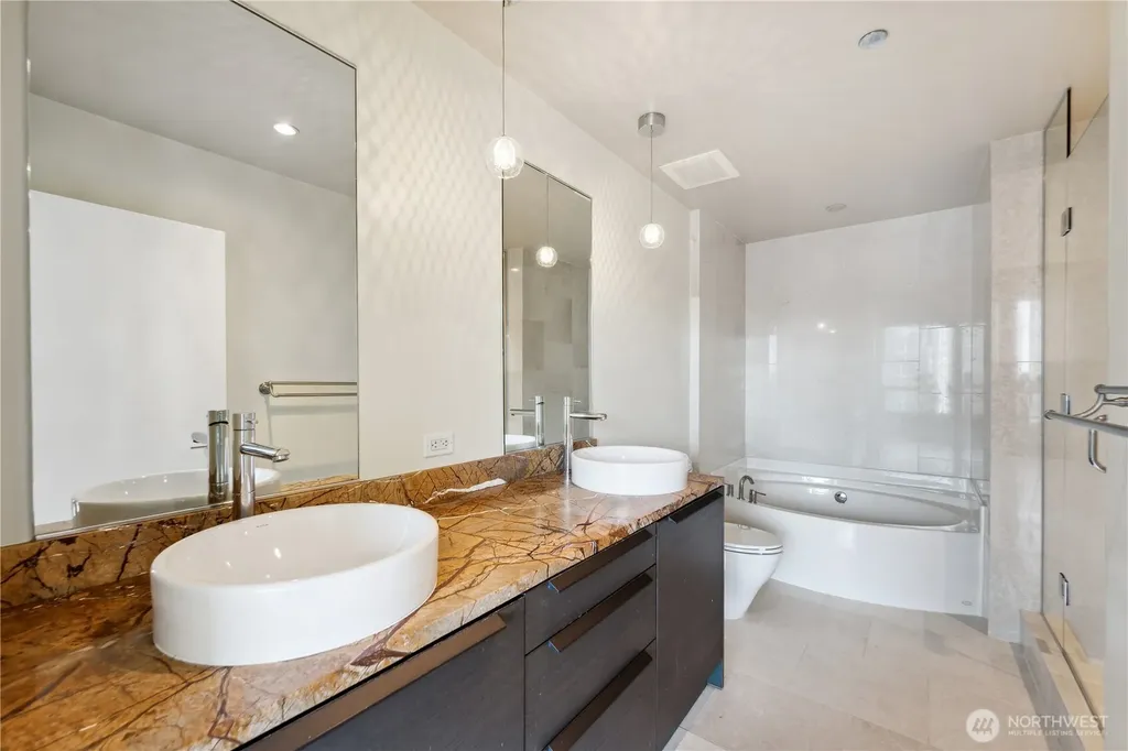 737 Olive Way Seattle WA 98101
