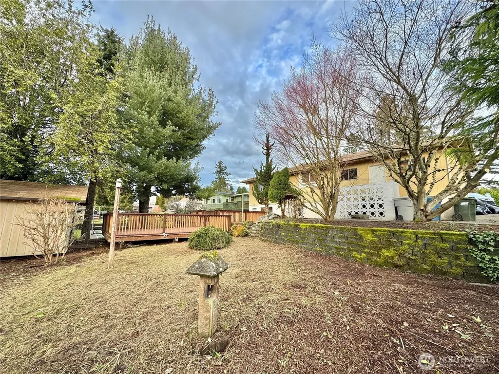 19431 107th Avenue SE Renton WA 98055