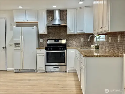 19431 107th Avenue SE Renton WA 98055
