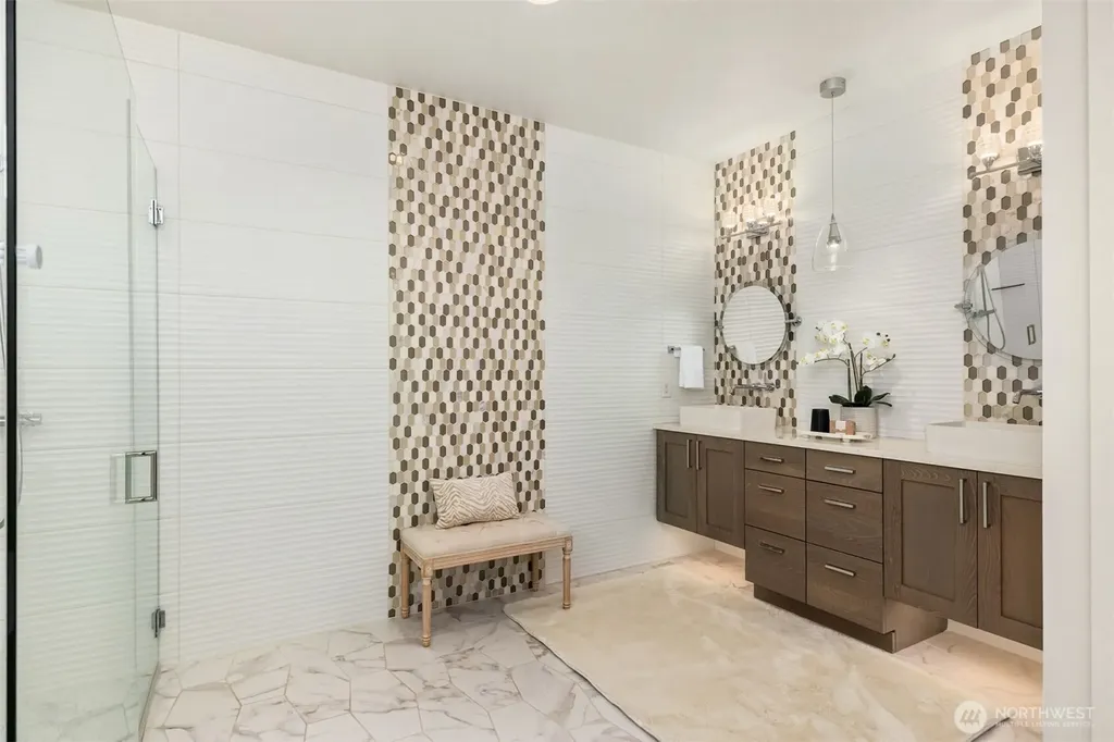 133 Duane Lane NW Bainbridge Island WA 98110