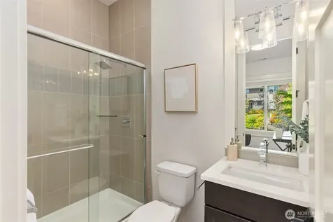 133 Duane Lane NW Bainbridge Island WA 98110