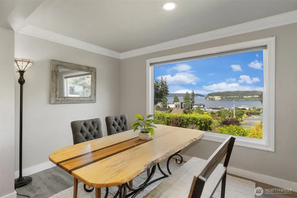 5818 Reid Drive NW Gig Harbor WA 98335