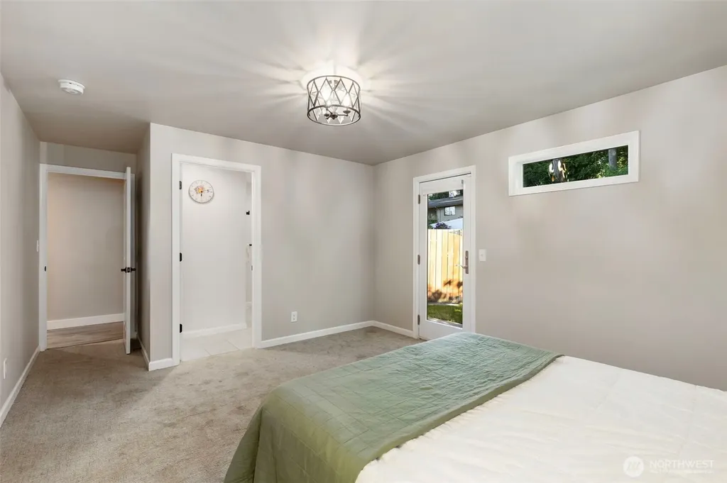 5818 Reid Drive NW Gig Harbor WA 98335