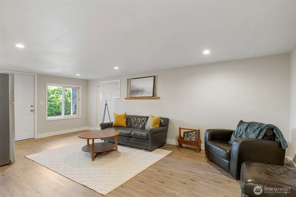 5818 Reid Drive NW Gig Harbor WA 98335