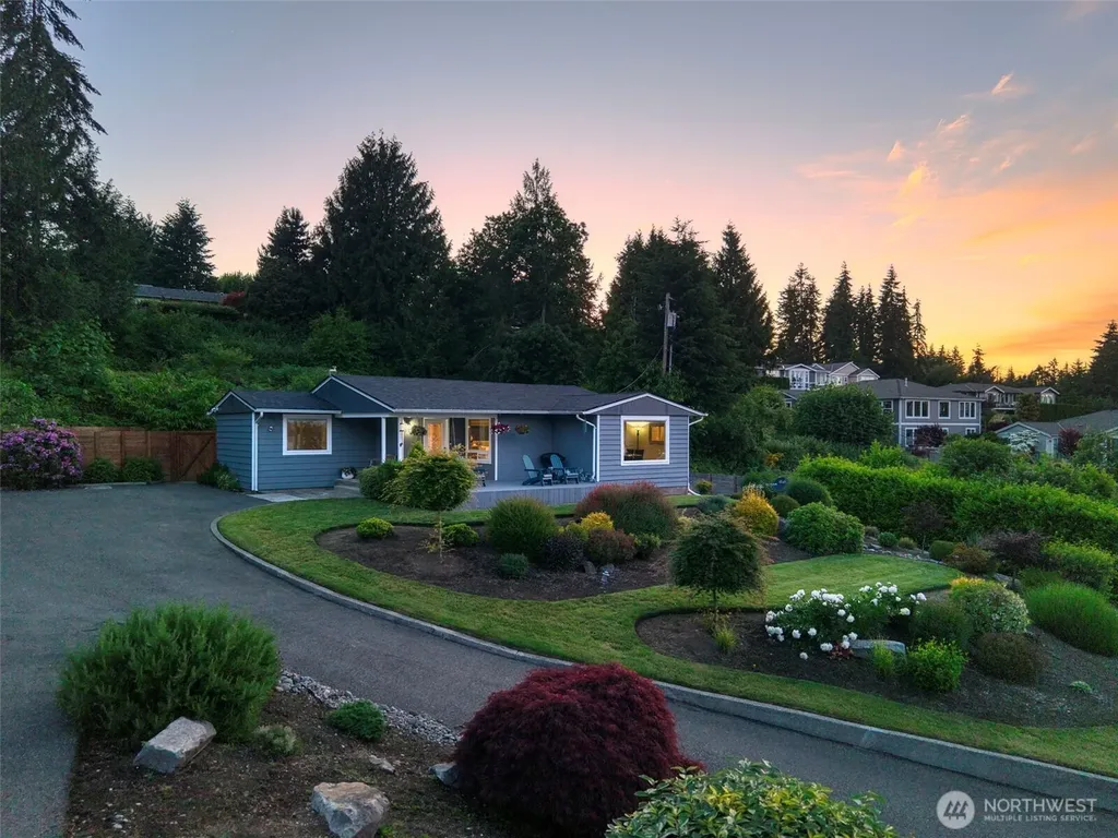 5818 Reid Drive NW Gig Harbor WA 98335