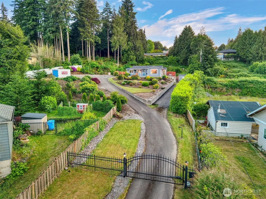 5818 Reid Drive NW Gig Harbor WA 98335