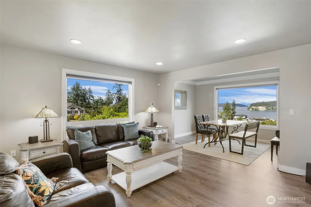 5818 Reid Drive NW Gig Harbor WA 98335