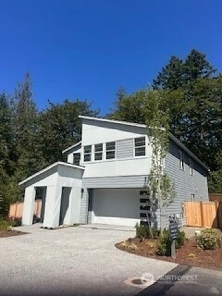 25414 204th Place SE Covington WA 98042