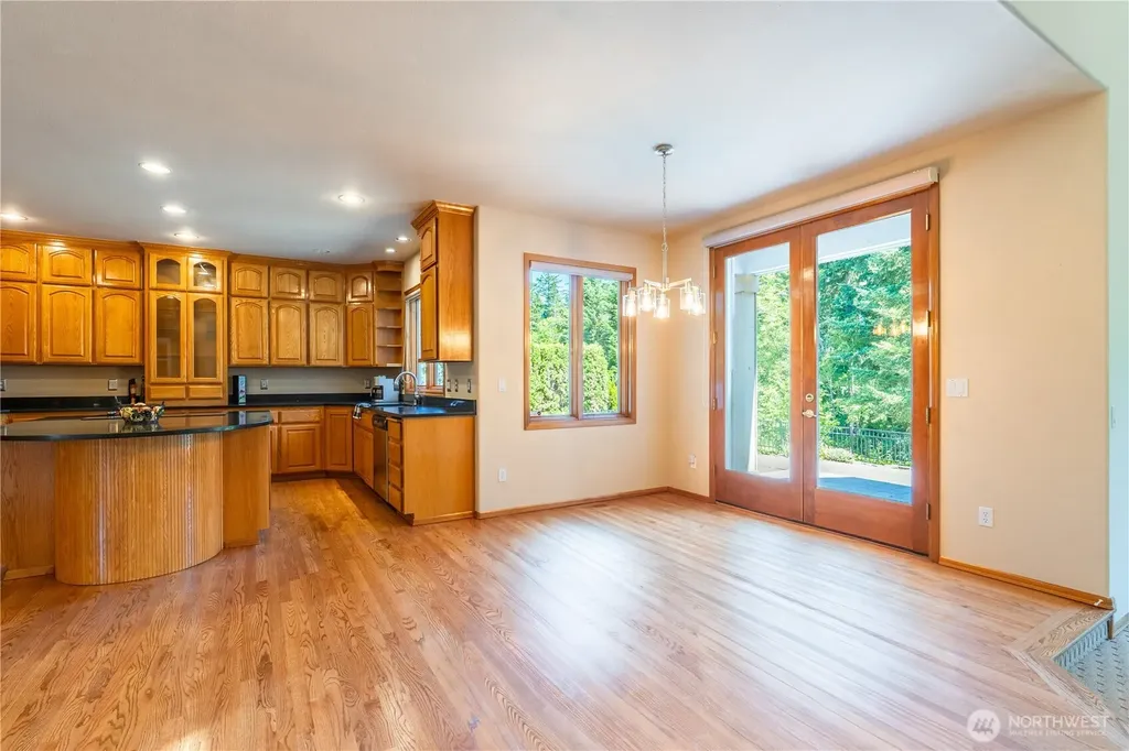 34612 4th Place SW Federal Way WA 98023