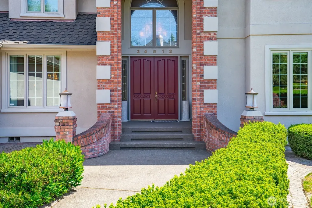 34612 4th Place SW Federal Way WA 98023