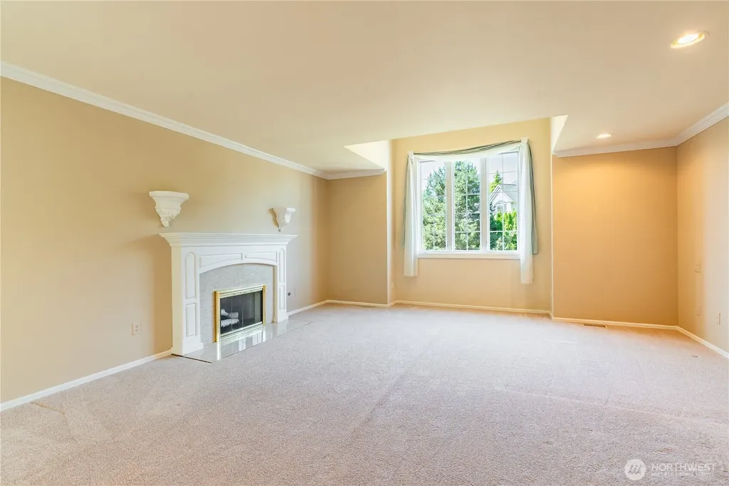 34612 4th Place SW Federal Way WA 98023