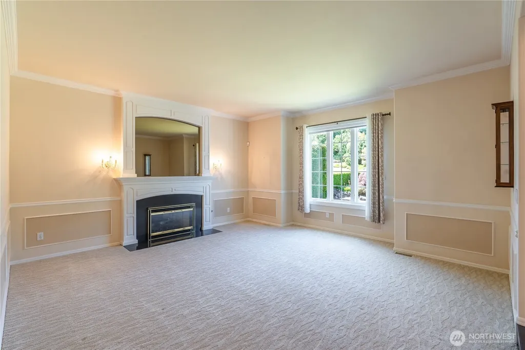 34612 4th Place SW Federal Way WA 98023