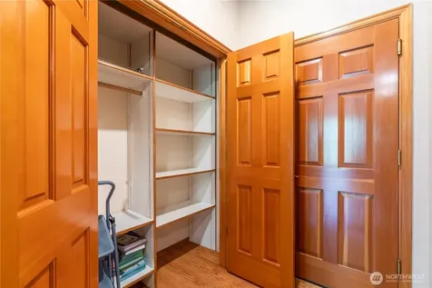 34612 4th Place SW Federal Way WA 98023