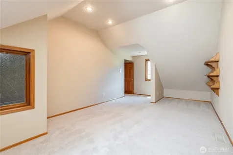 34612 4th Place SW Federal Way WA 98023